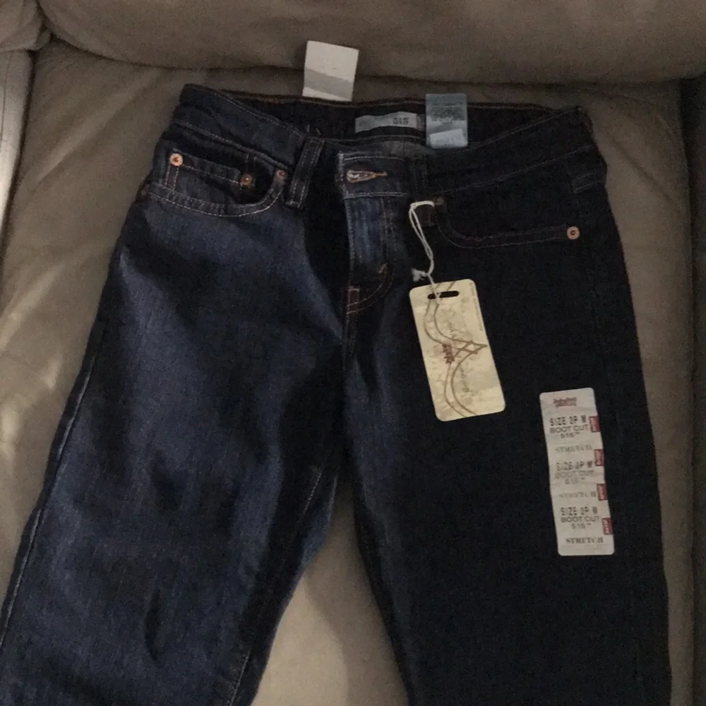 NWT Levi Strauss Bootleg Cut - Picture 3 of 4